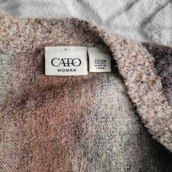 Cato plus size open front sweater with cascade sides - size 22/24 - Picture 2 of 3